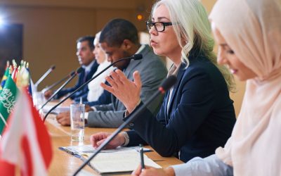 Les mentors de l’ombre : Qui sont les vrais conseillers de nos leaders?