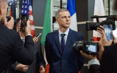 La face cachée de la politique : explorons les coulisses du pouvoir